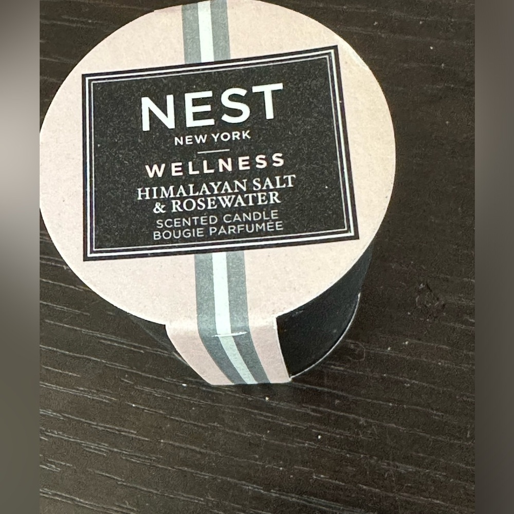 Nest Mini Candles Himalayan Salt & Rosewater .
